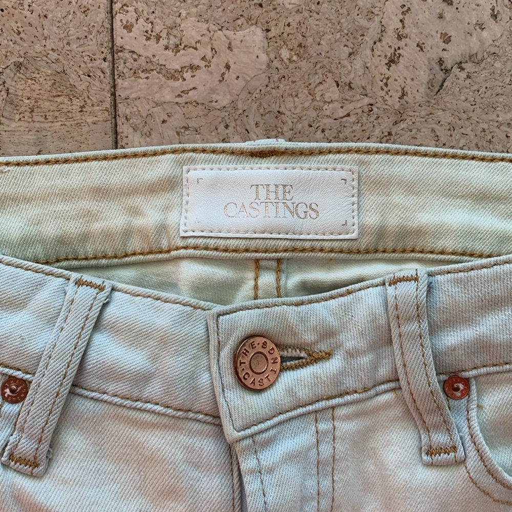 The Castings bleach out mid-rise Jeans - Picture 2 of 7